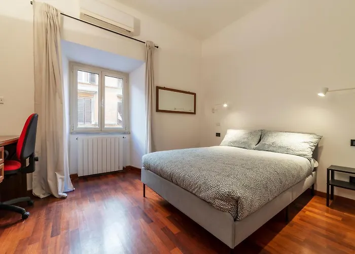 Guesthost - San Lorenzo Cozy And Comfortable Flat Rome