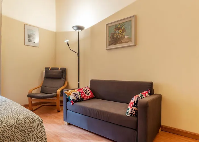Appartement Guesthost - San Lorenzo Cozy And Comfortable Flat